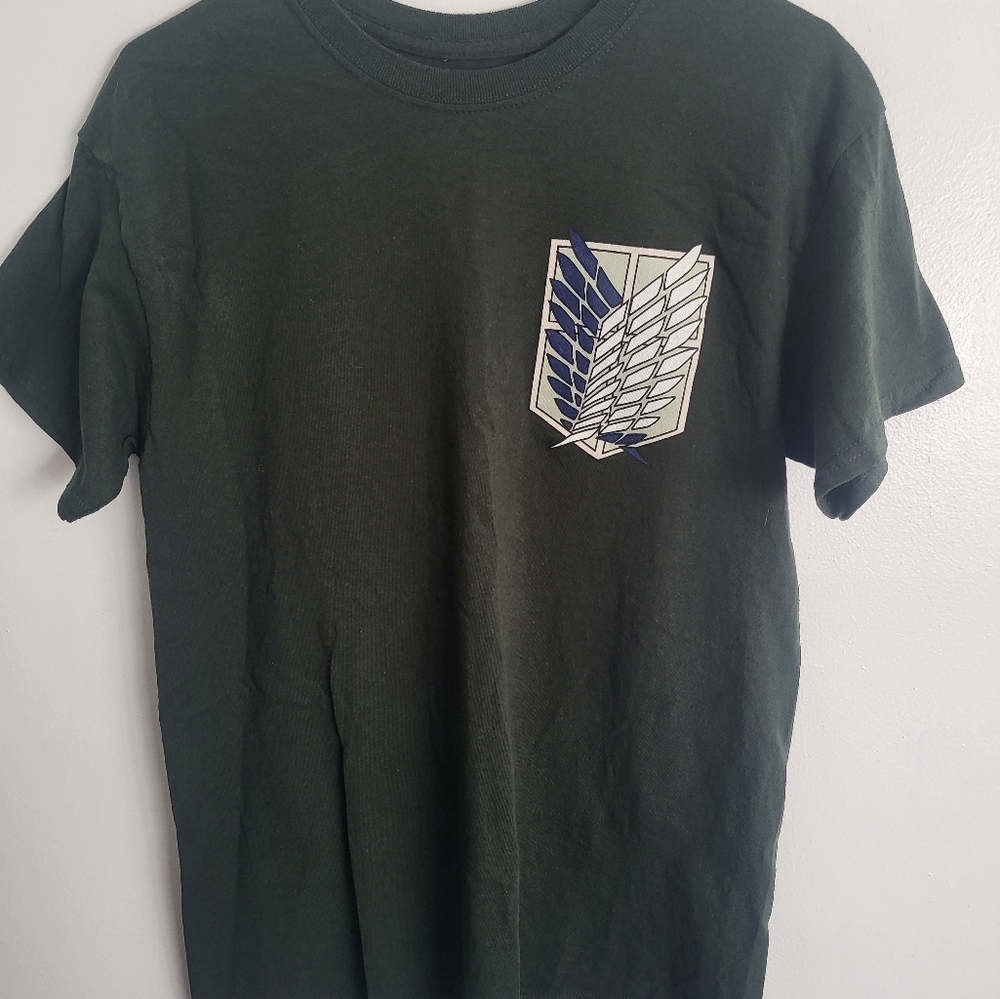 Attack On Titan  Shirt Men's M Green Crew Neck Short Sleeve Size Medium M
